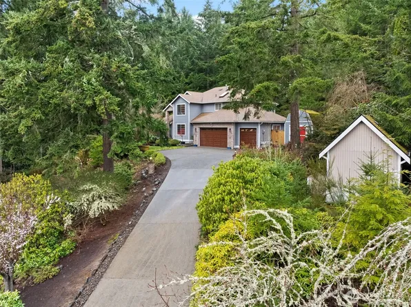 2225 35th Street NW, Gig Harbor, WA 98335