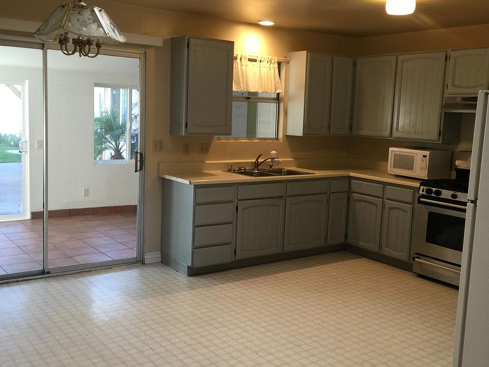 Large dine in kitchen