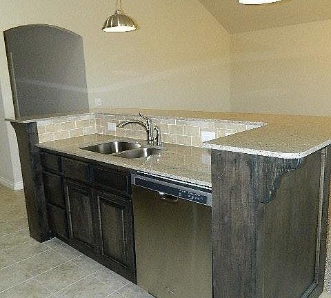 4th image of 18801 Casero Dr