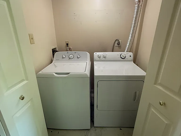 107 Ridge Ct — Photo 15
