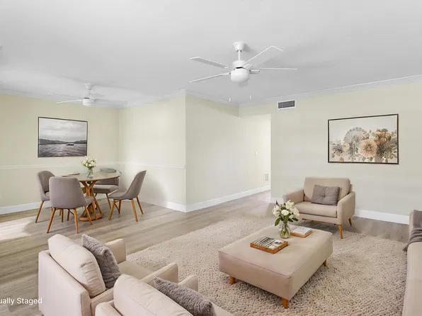 111 Shore Court #203, North Palm Beach, FL 33408