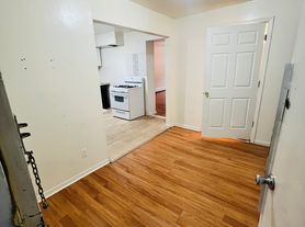 87-41 Elmhurst Ave, Elmhurst, NY