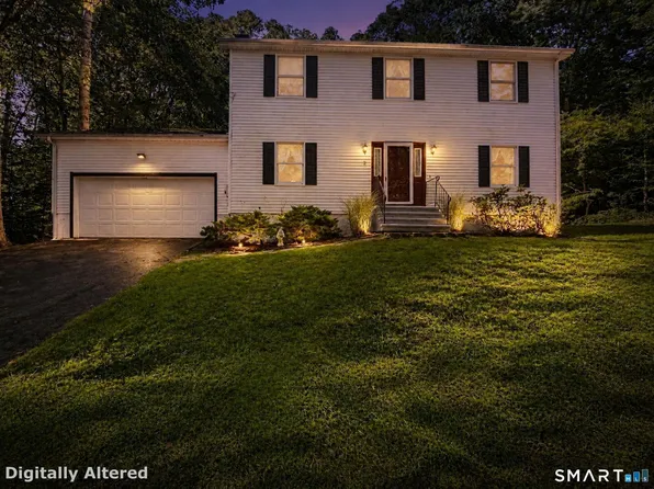 2 Wood Ridge Hills Road, Old Lyme, CT 06371