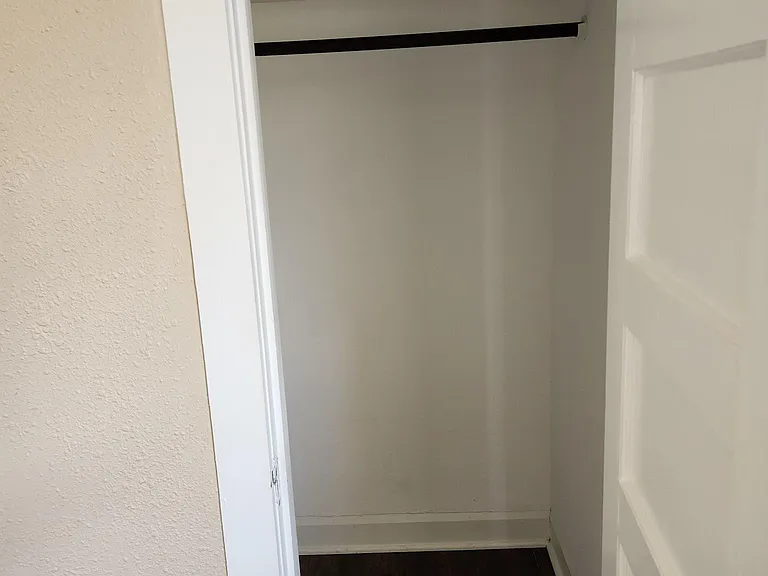 2450 Broadway St #6 — Photo 12
