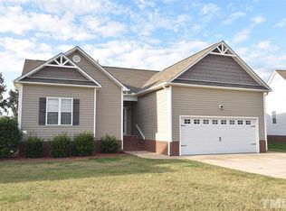 172 Country Day Cir, Selma, NC 27576