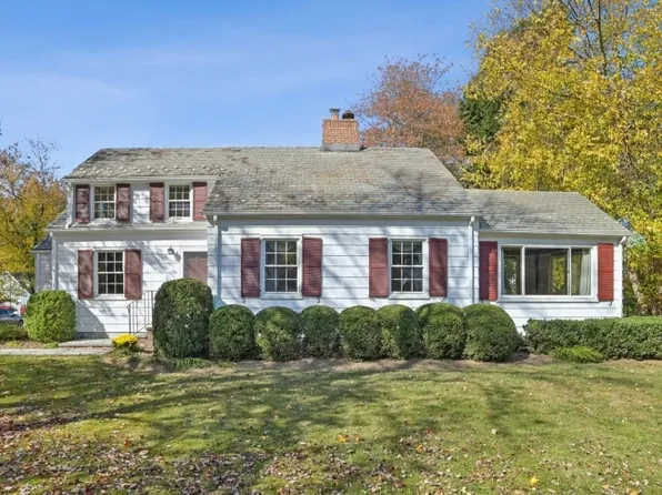 2 Whitman Dr, Chatham Twp., NJ 07928