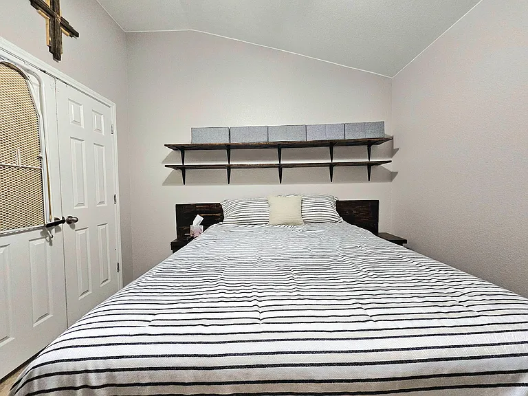 Queen Electric Platform Bed, Ceiling Fan.