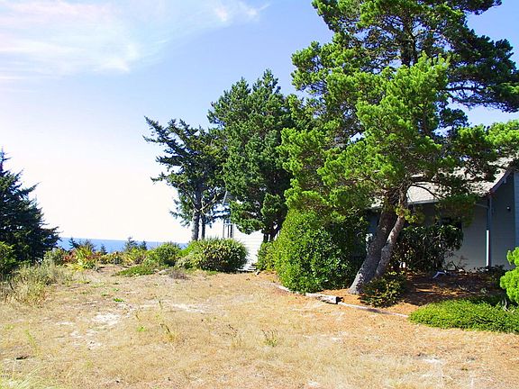 3rd image of 3806 NW Shore View Dr