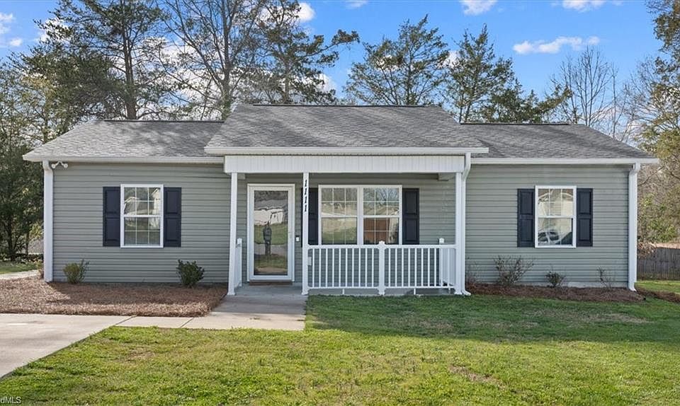 1st image of 1111 Hampton Ct