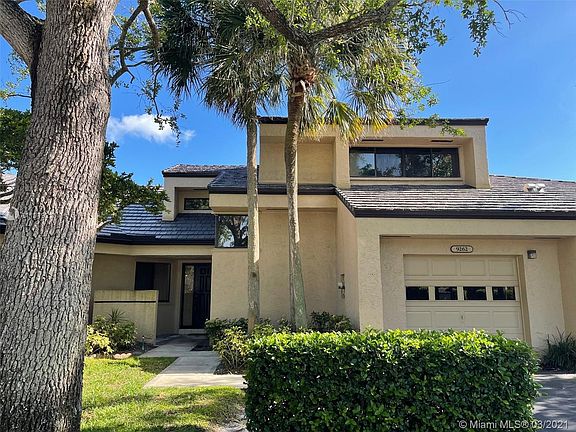 4th image of 9262 Chelsea Dr N #0