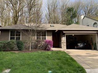 14333 Sherbrook Pl, Lake Oswego, OR