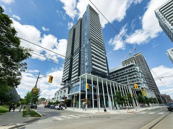 225 Sumach St #812W, Toronto, ON M5A 0P8