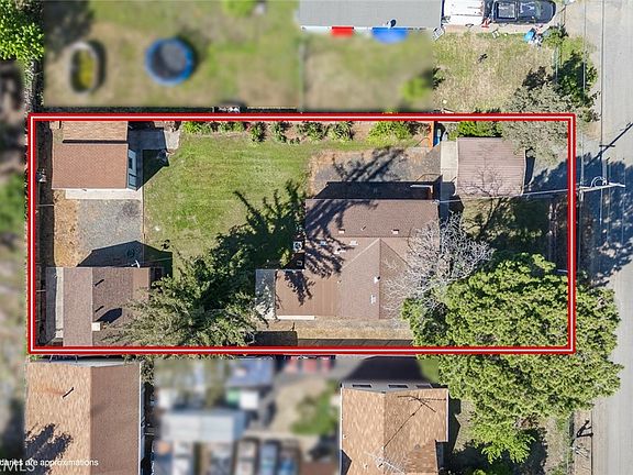 2nd image of 1043 Thermalito Ave