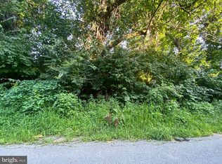 360 Mount Pleasant St, Coatesville, PA 19320