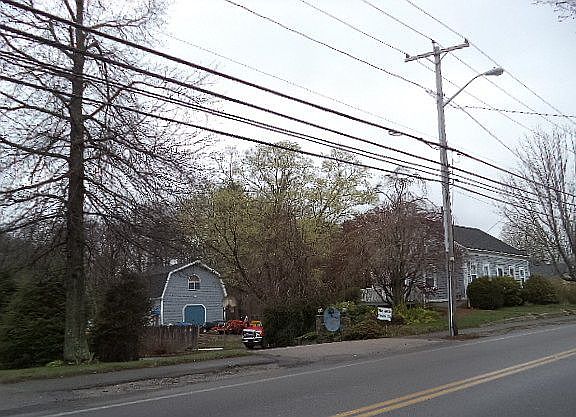 4th image of 218 South St