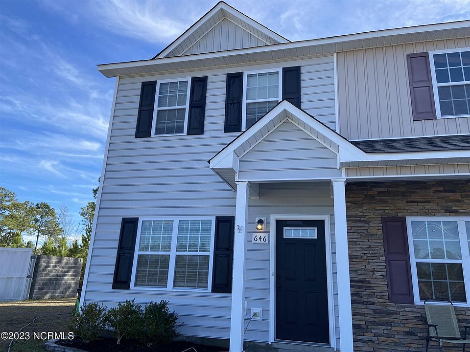 1st image of 646 Ebb Tide Ln