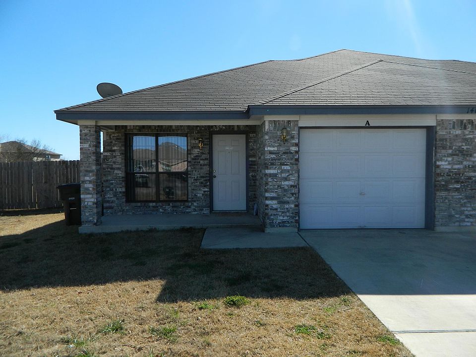 1st image of 1406 Nicholas Cir APT A