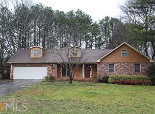 4335 Riverside Dr, Lilburn, GA 30047