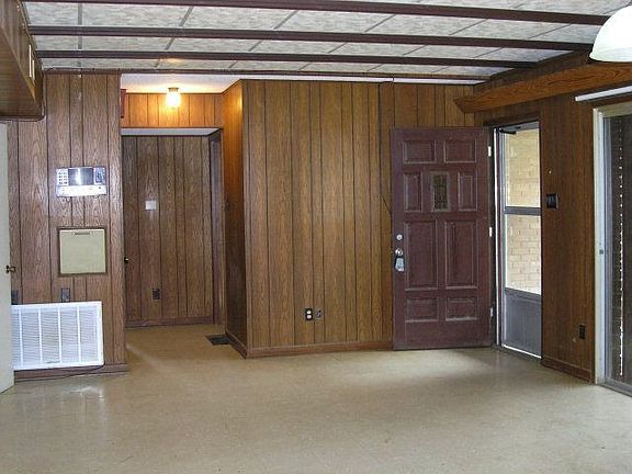 4th image of 224 Griffith Dr
