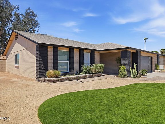 3rd image of 4062 W CHRISTY Drive