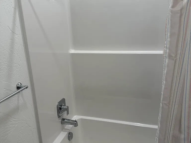 502 Pheasant Ln — Photo 33