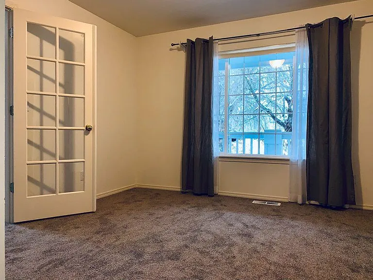 3637 N Whisper Dr — Photo 4