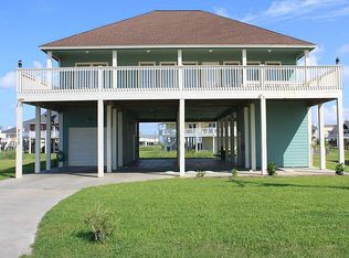 3113 James St, Crystal Beach, TX 77650