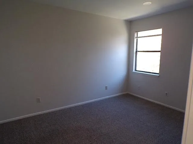 6427 Hallet St #6427 — Photo 9