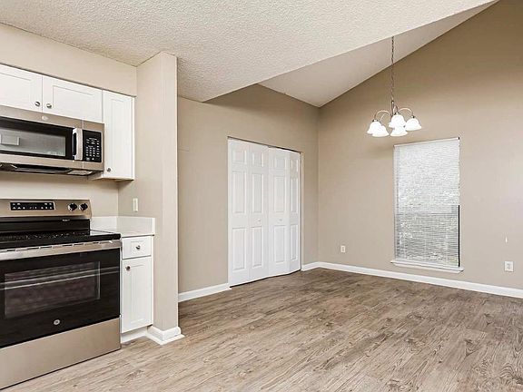 4th image of 3384 Maiden Voyage Cir S