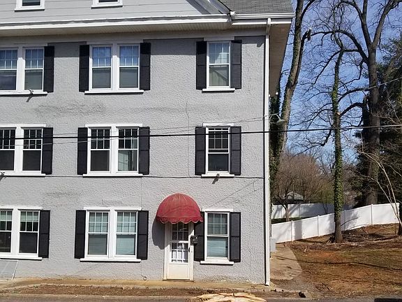 2nd image of 11 W Princeton Cir APT 1