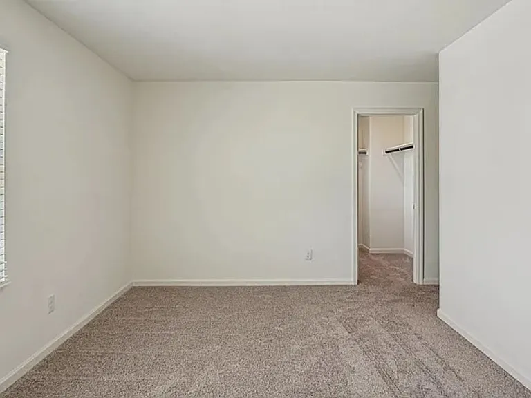 2305 Prairie Ln — Photo 13
