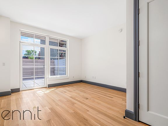 5th image of 1430 Fulton St #220