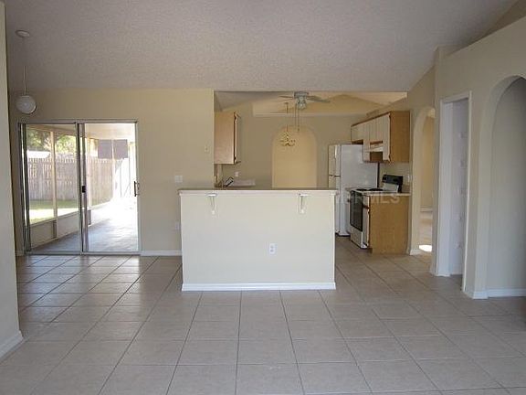 5th image of 690 Butterfly Creek Dr