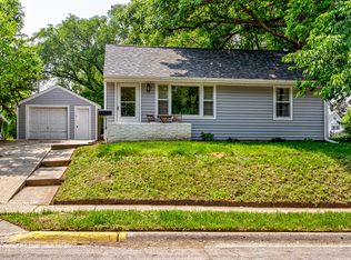 3118 Ellis St, Ames, IA 50014
