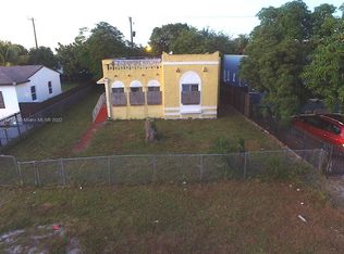 915 Sharar Ave, Opa Locka, FL 33054