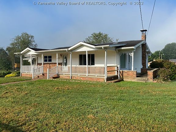 3rd image of 8139 Helen St