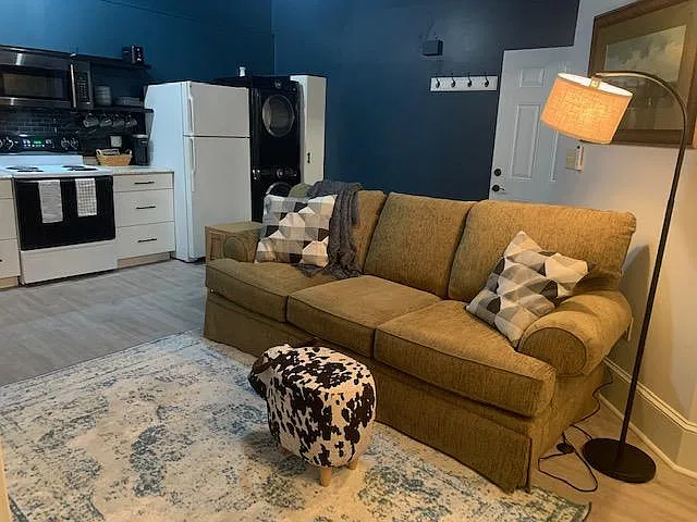 1 bed, 546 sqft, $1,400 — Photo 2