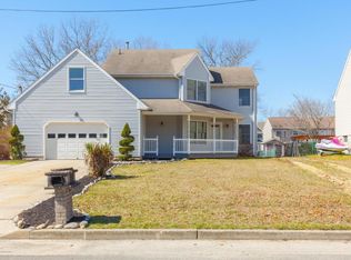 121 Sextant Rd, Manahawkin, NJ 08050