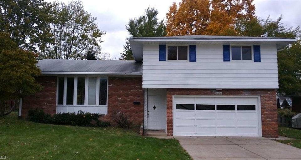 1st image of 21980 Elizabeth Ave