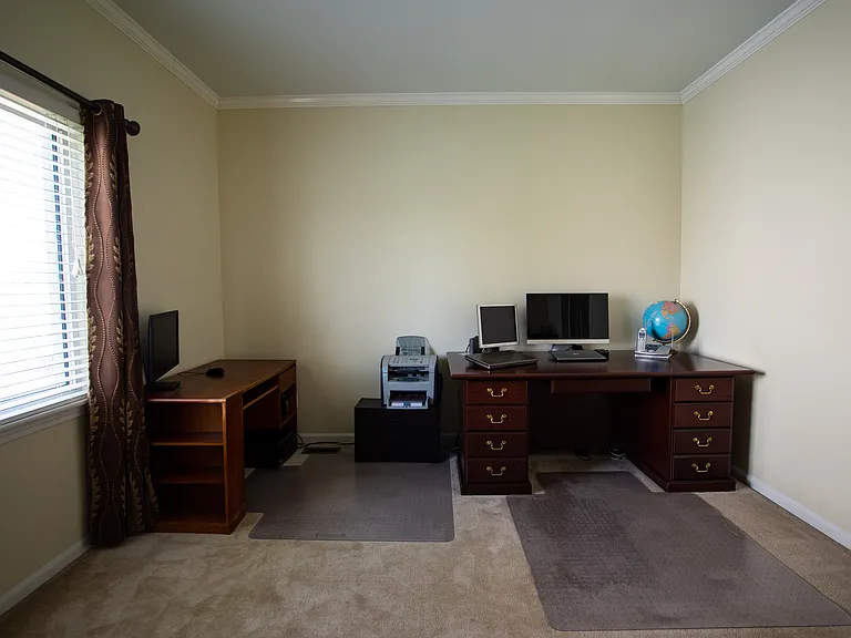366 Sedgewood Ln — Photo 23