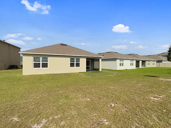 2nd image of 974 Brooklet Dr