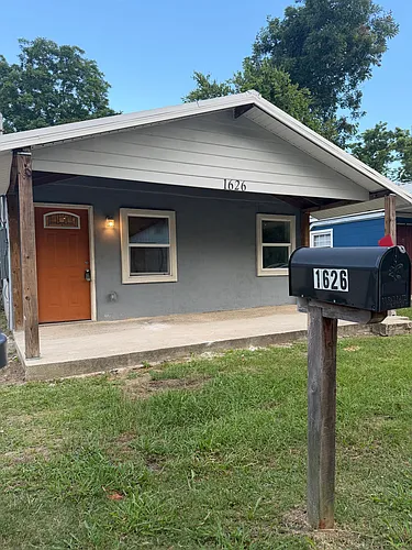 1626 Luckey St Photo 1