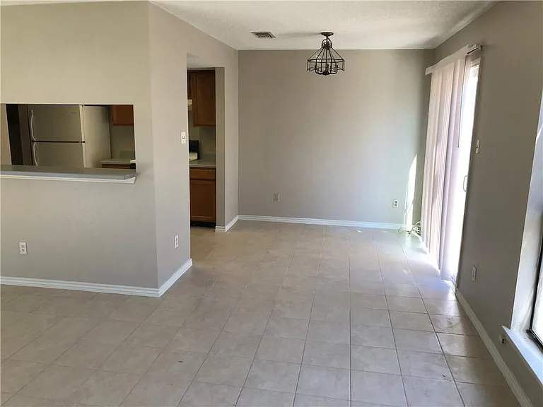 13311 Saddlebrook Trl #B — Photo 5