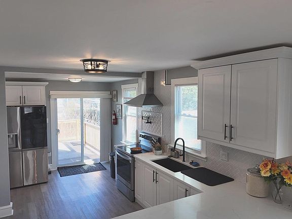 2nd image of 3258 N 48th St