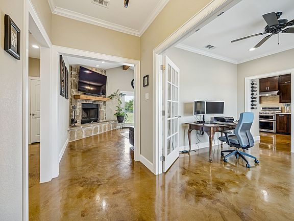 3rd image of 130 Judah Cir