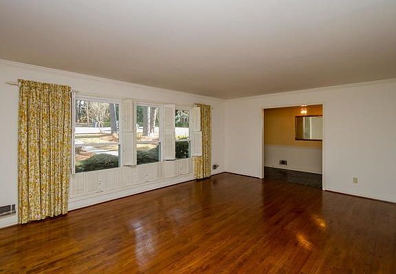 4th image of 8146 Sir Lancelot Ct