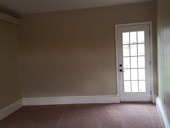 5th image of 5725 NW Ash Ave