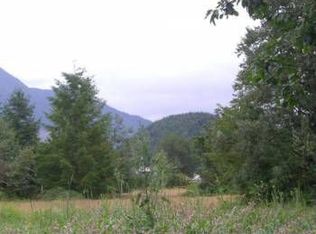 6018 N Fork Rd, Deming, WA 98244