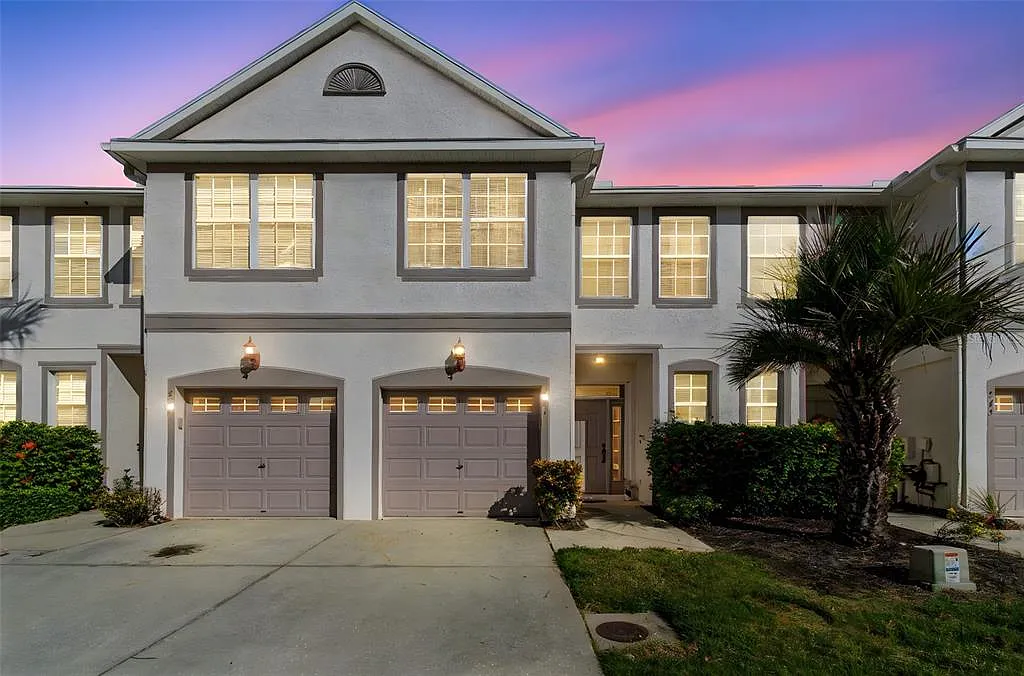 3 bed, 2.5 bath, 1453 sqft, $2,500 — Photo 1