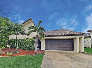 7017 Golf Pointe Cir, Fort Lauderdale, FL 33321